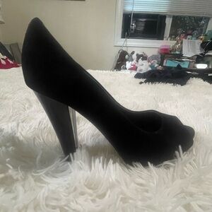 Black cute Loft heals